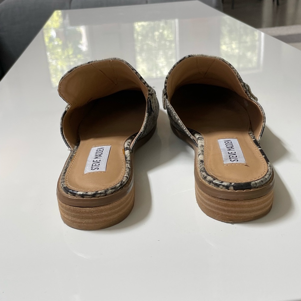 Python Print Steve Madden Slides Size: 7 - image 3
